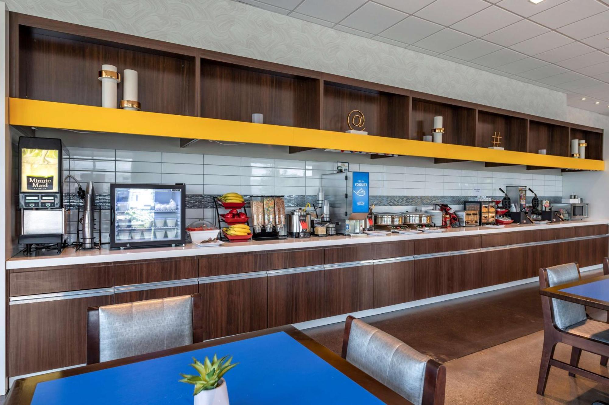 Glo Best Western Лексингтън Екстериор снимка